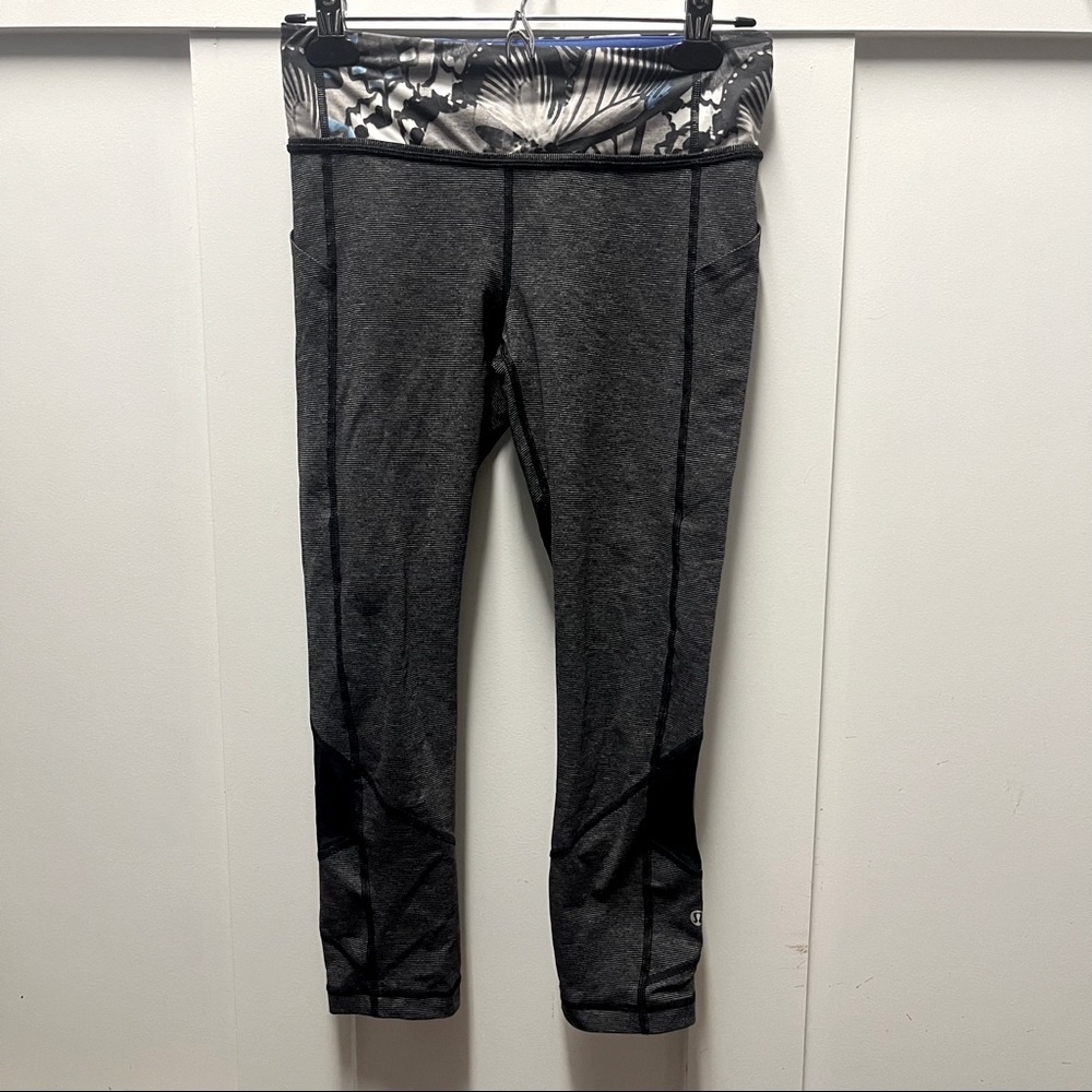Lululemon grey leggings size 6